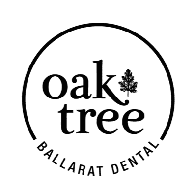 Oaktree Dental Logo