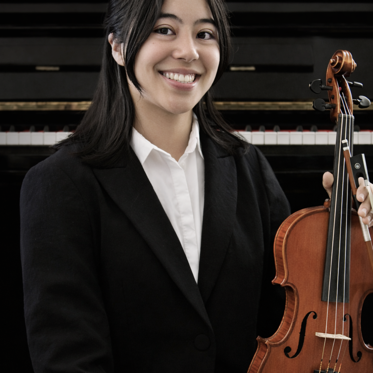 Poppy Robertson Portrait Colour